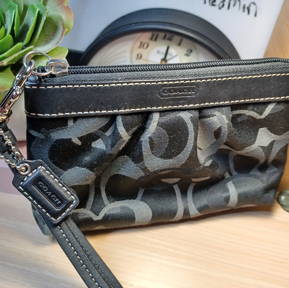 Coach silk signature wristlet with blue interior